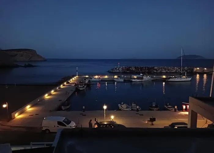 Semesterbostad Porto Anafi